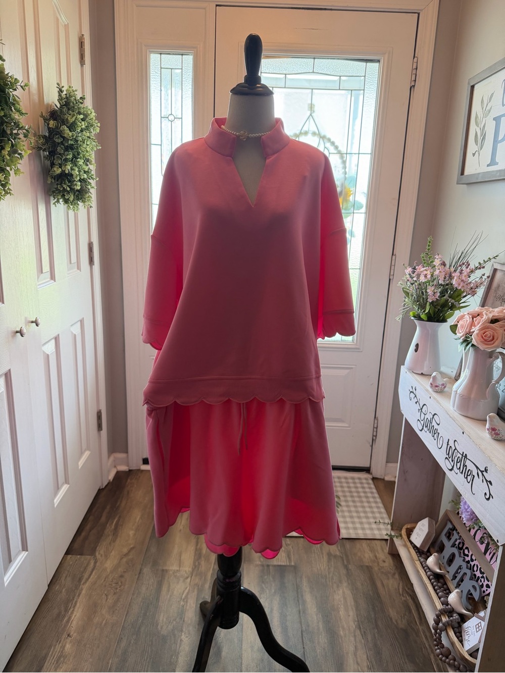 Women’s Pink Scallop Hem Shirt , Short  Set - Relaxed Fit